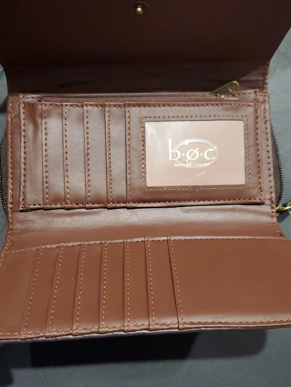 B.O.C intricate floral‎ pattern chocolate brown trifold wallet brand new